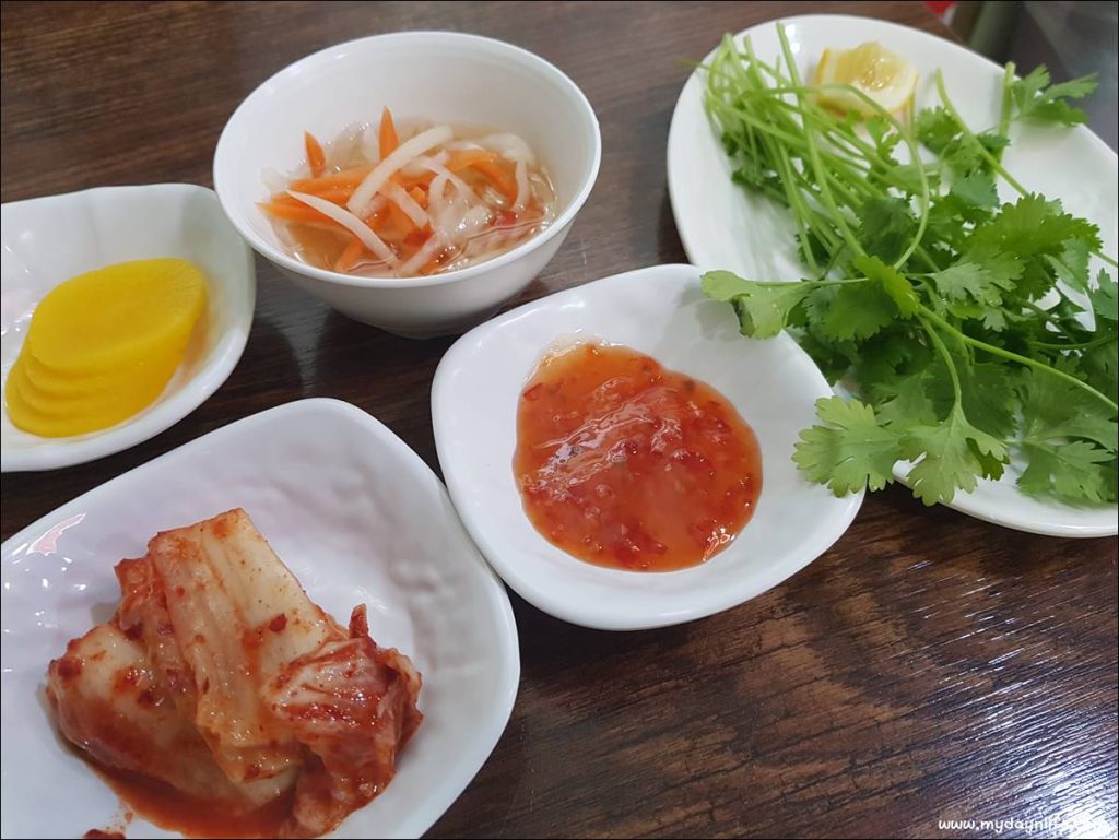 충주 베트남 현지스타일 맛집 - 퍼 사이공