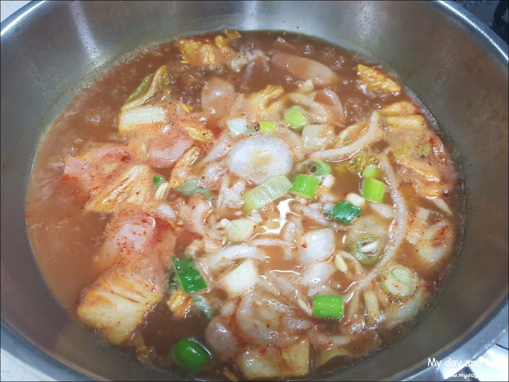 한식밥상 부대찌개 밀키트 후기