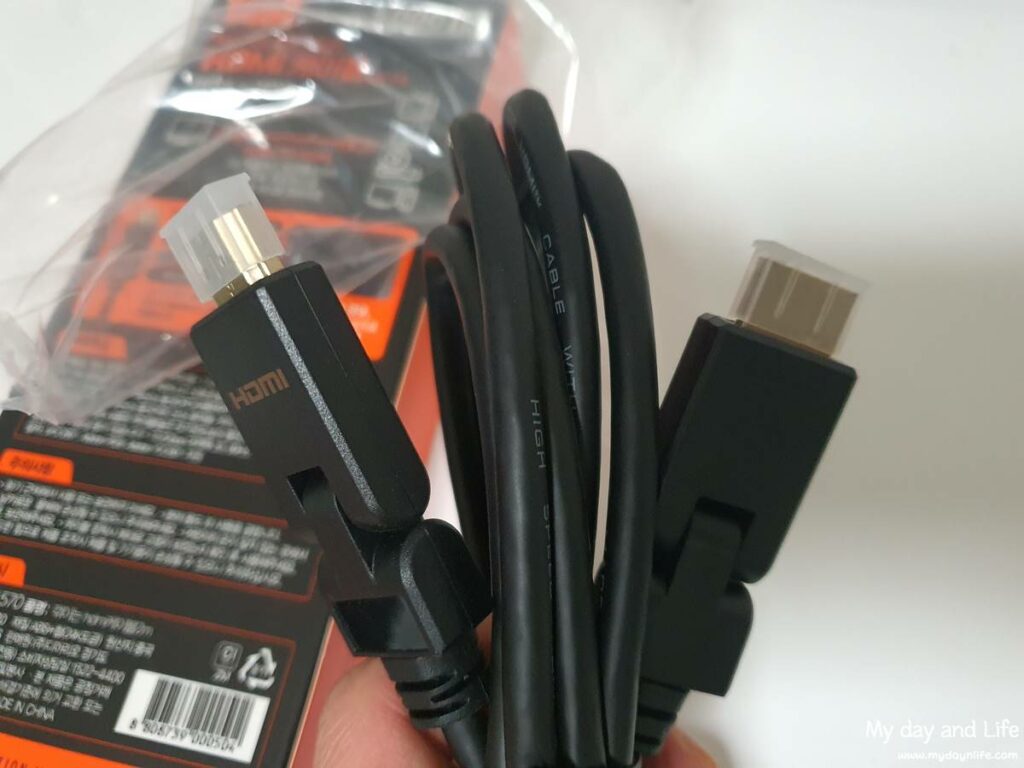 다이소 꺾이는 HDMI 케이블 구입 후기