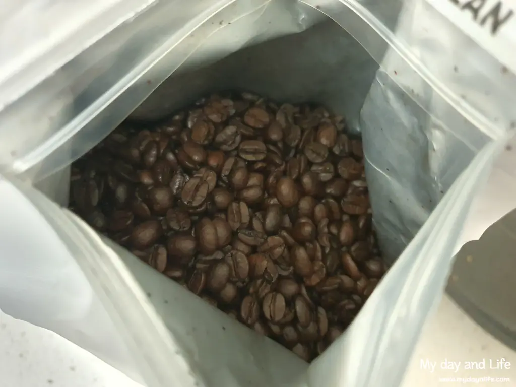 맥심 싱글 오리진 브라질 산토스 홀빈 원두커피
