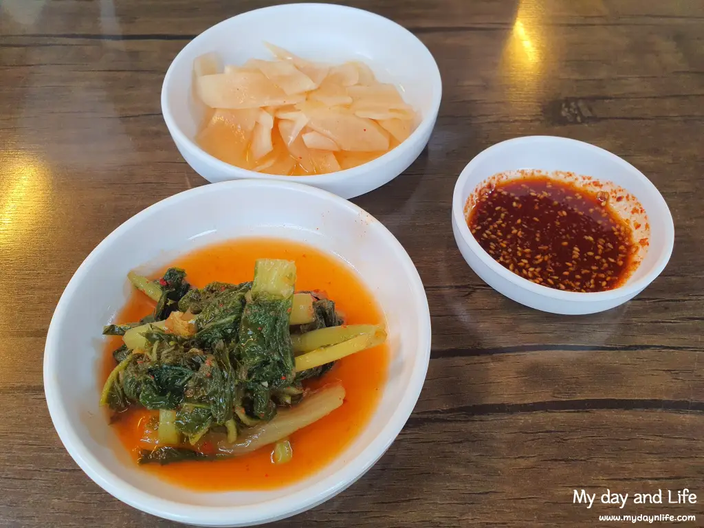 충주맛집 삼정면옥 - 평양냉면과 동부부침